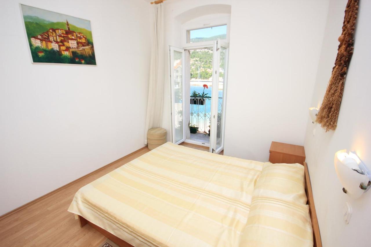 Apartments By The Sea Komiza, Vis - 8533 Dış mekan fotoğraf